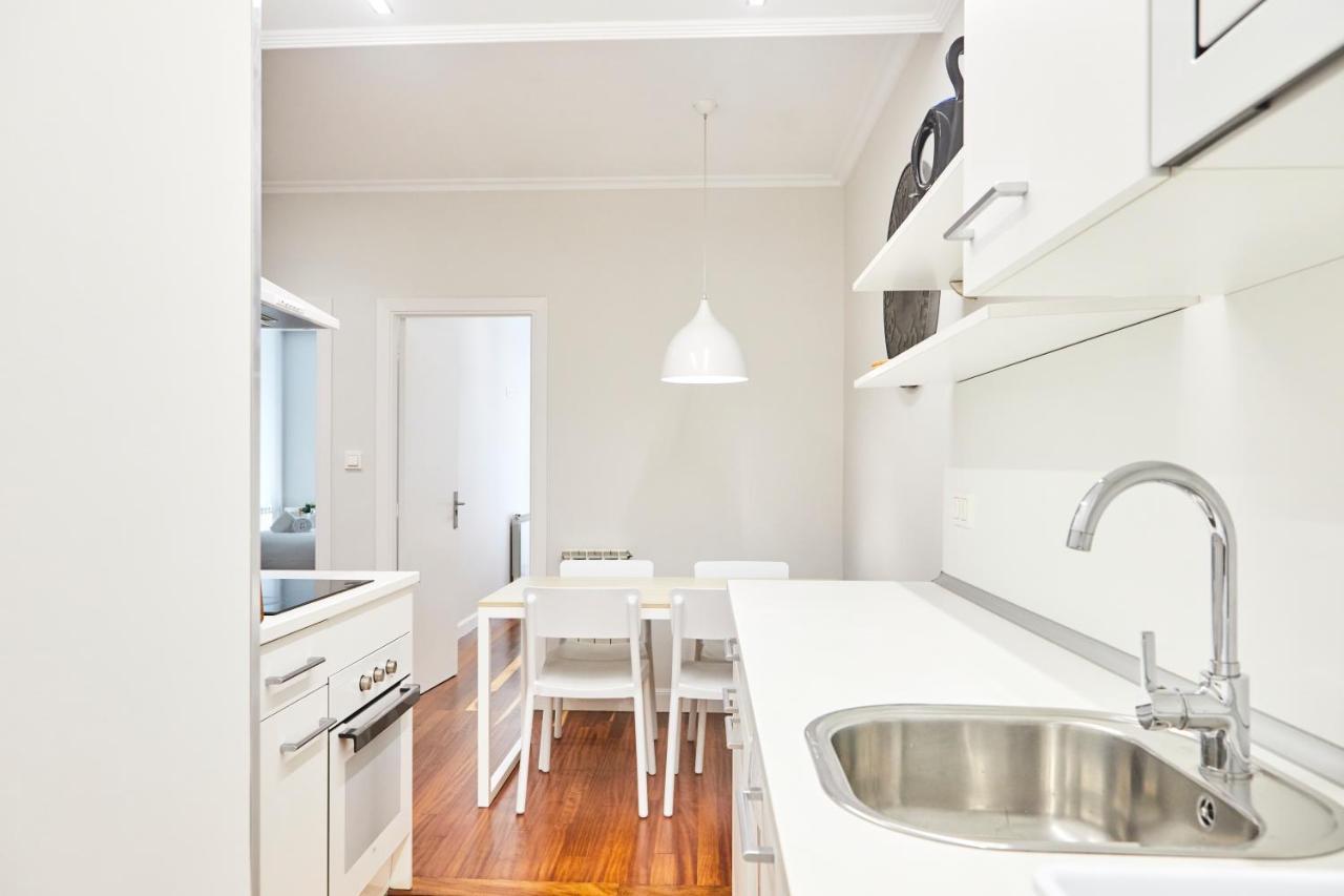 San Martin Apartment By Basque Homes San Sebastian Buitenkant foto